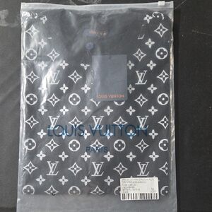 Louis Vuitton Monogram Black and White Shirt